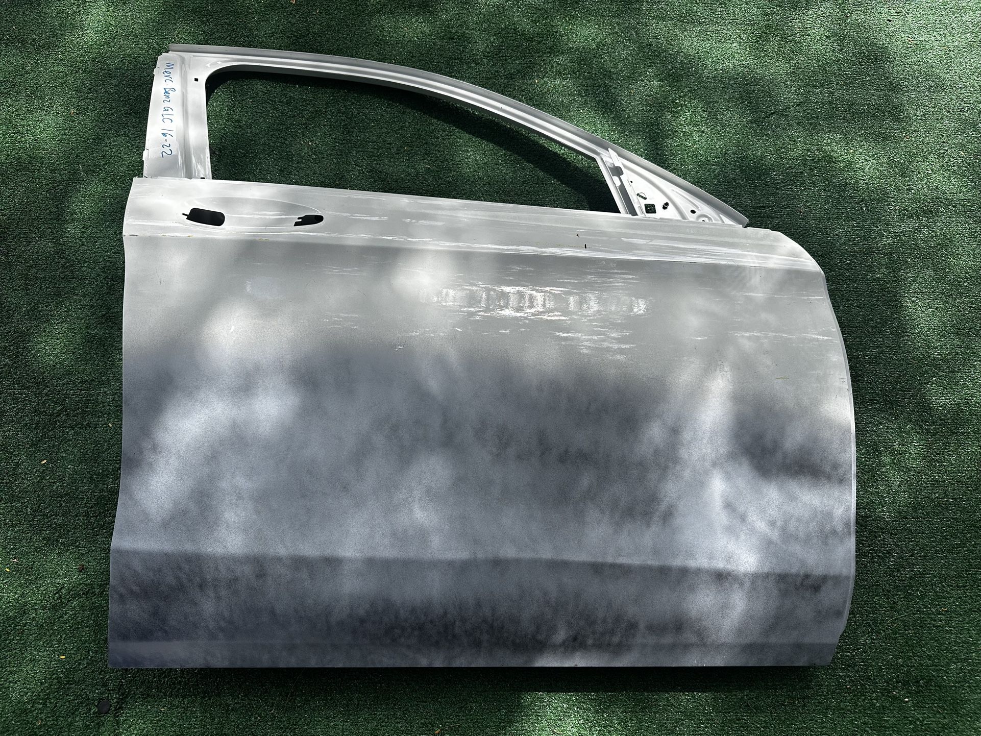 Mercedes Benz GLC300 GLC350 GLC43 GLC63 AMG Right Front Passenger Side Door Puerta Delantera Derecha Pasajera 2016 2017 2018 2019 2020 2021 2022