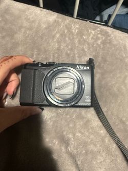 Nikon coolpix camera