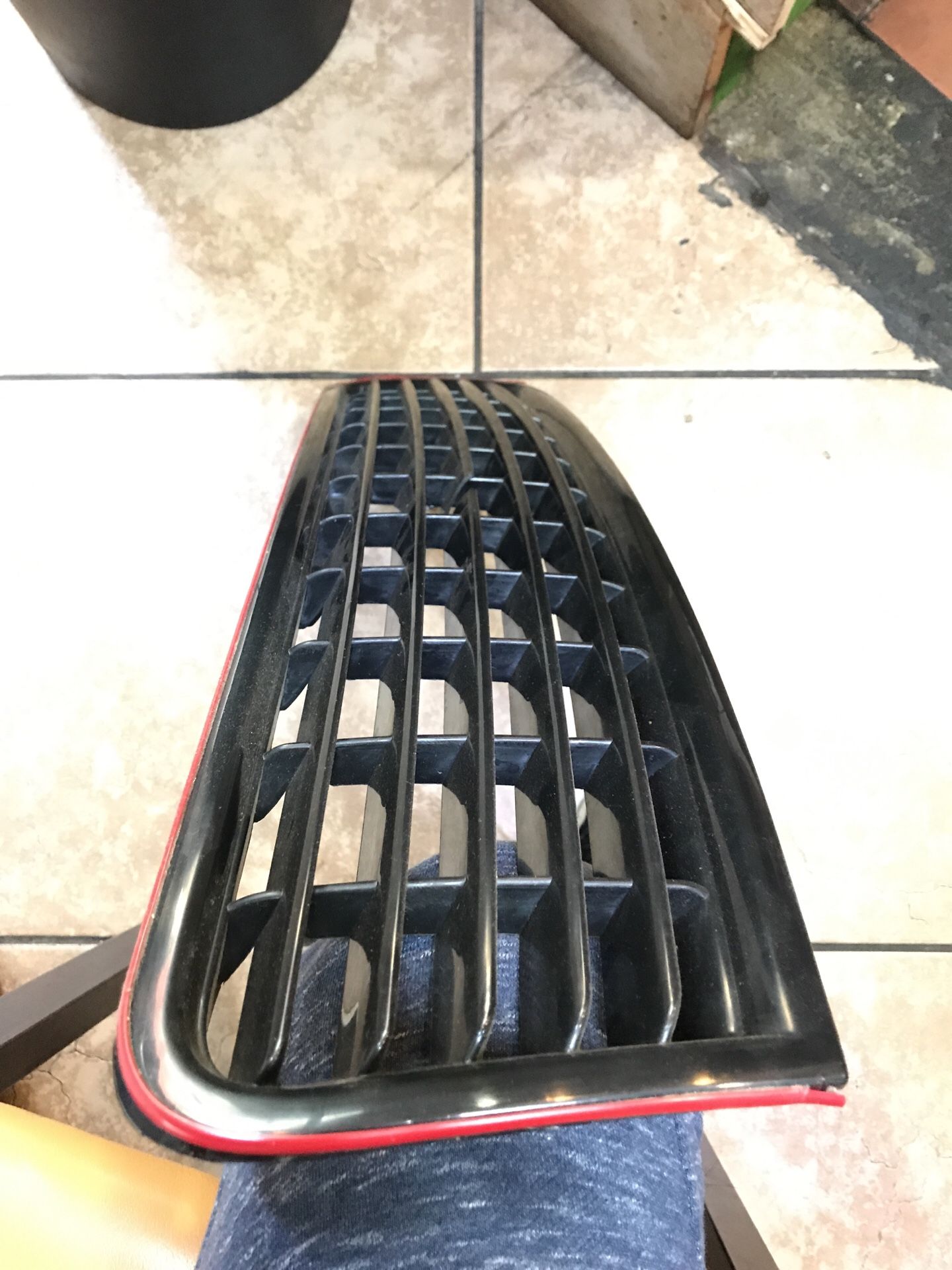 Audi A4/S4 abs grill 02-05