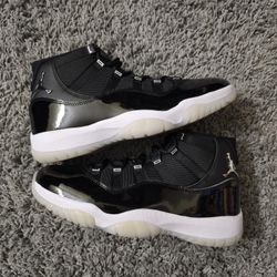 Jordan 11 Retro Cap And Gown Size 10.5m
