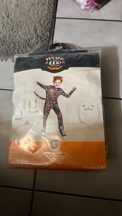 Costume