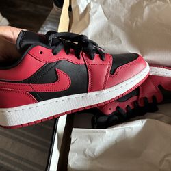 Jordan 1 low youth 5.5 shoes