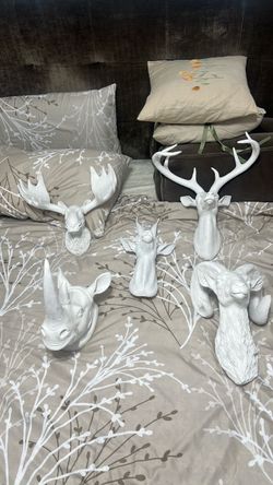 Z-Gallerie Animal Head Wall Mounts Set of 5