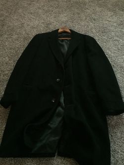 Men’s Cashmere Coat 46R