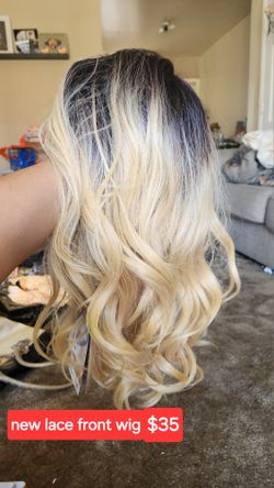 Brand New Lace Front Blonde And Brown Ombre Wig. Never used. Hair sense.  Secret collection.  Pick up only long beach bixby knolls. 35