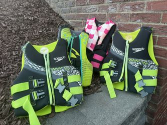 Youth life vests