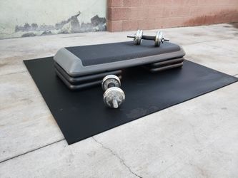 Rubber flooring workout mats