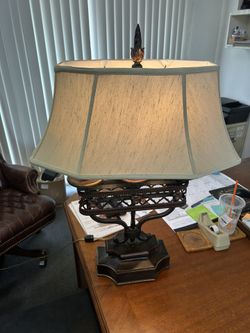 Desk/Table Lamp