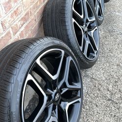 19” Hyundai Veloster Rims And Tires Sensors Are Included 