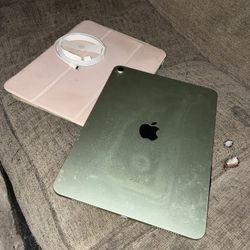 Apple iPad Air 4th Generation BROKEN SCREEN 