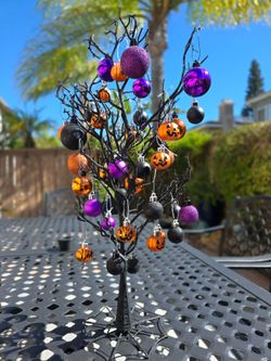 24" Halloween Tabletop Spooky Village Black Tree Set