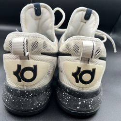 Nike KD Zoom Oreo White Black Flyknit Men's Size 13 Sneakers Shoes 843392-100