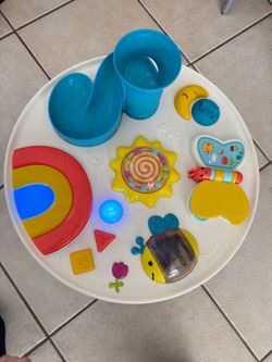 B Toys Activity Table