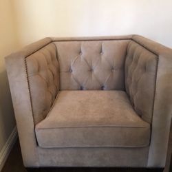 Accent chair