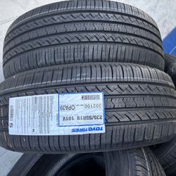 235/55/19.  OE TOYO TIRES  PA36 