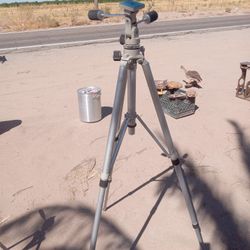 Large adjustable tripod
