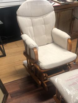 Brand new Roper glider chair and ottoman