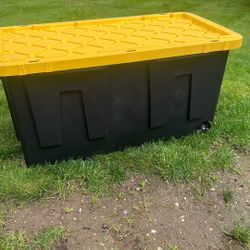  77 Gal. Tough Storage Tote with Wheels in Black with Yellow Lid