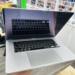 MacBook Pro 16 Inch 16GB Ram 512gb