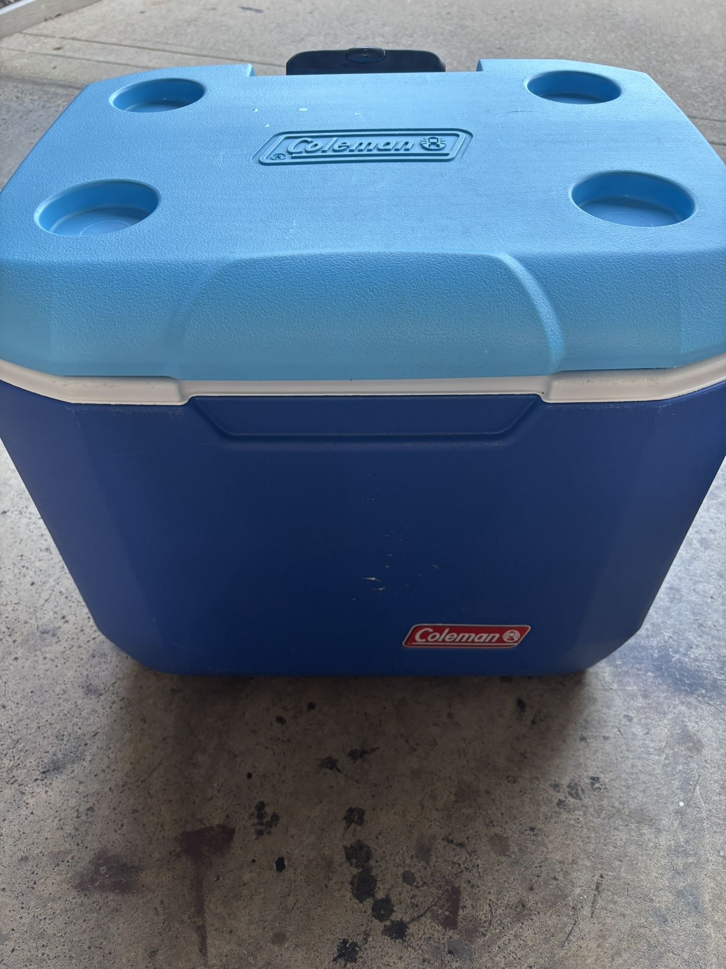 48 QT Coleman Cooler
