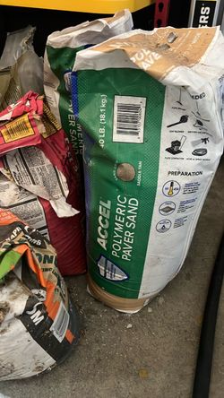 Polymeric. Paver sand - sand color 40lb