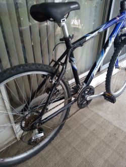 Diamondback Sorrento Mountain Bike