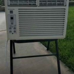 FRIGIDAIRE/ air condition