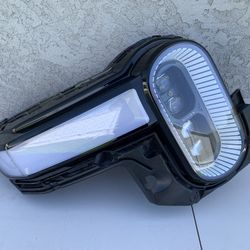 Rivian R1T R1S Right Passenger Headlight