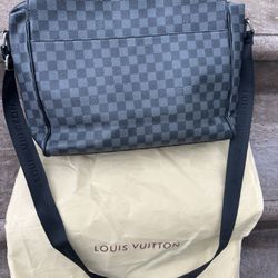 Louis Vuitton Cross Body Bag
