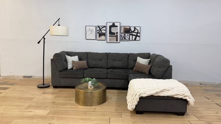 Gray 2pc Sectional