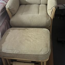 Rocking Nursing Chair