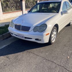 2002 Mercedes-Benz C-Class