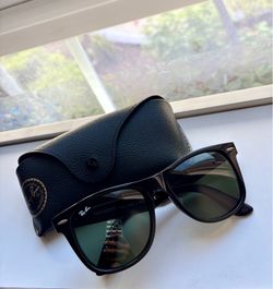 RAY-BAN SUNGLASSES ORIGINAL WAYFARER CLASSIC