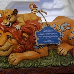 Disney Showcase A Father's Pride Figure NEW IN BOX