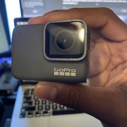 GoPro HERO7 Silver + 256GB SD Card (Ready to Use)