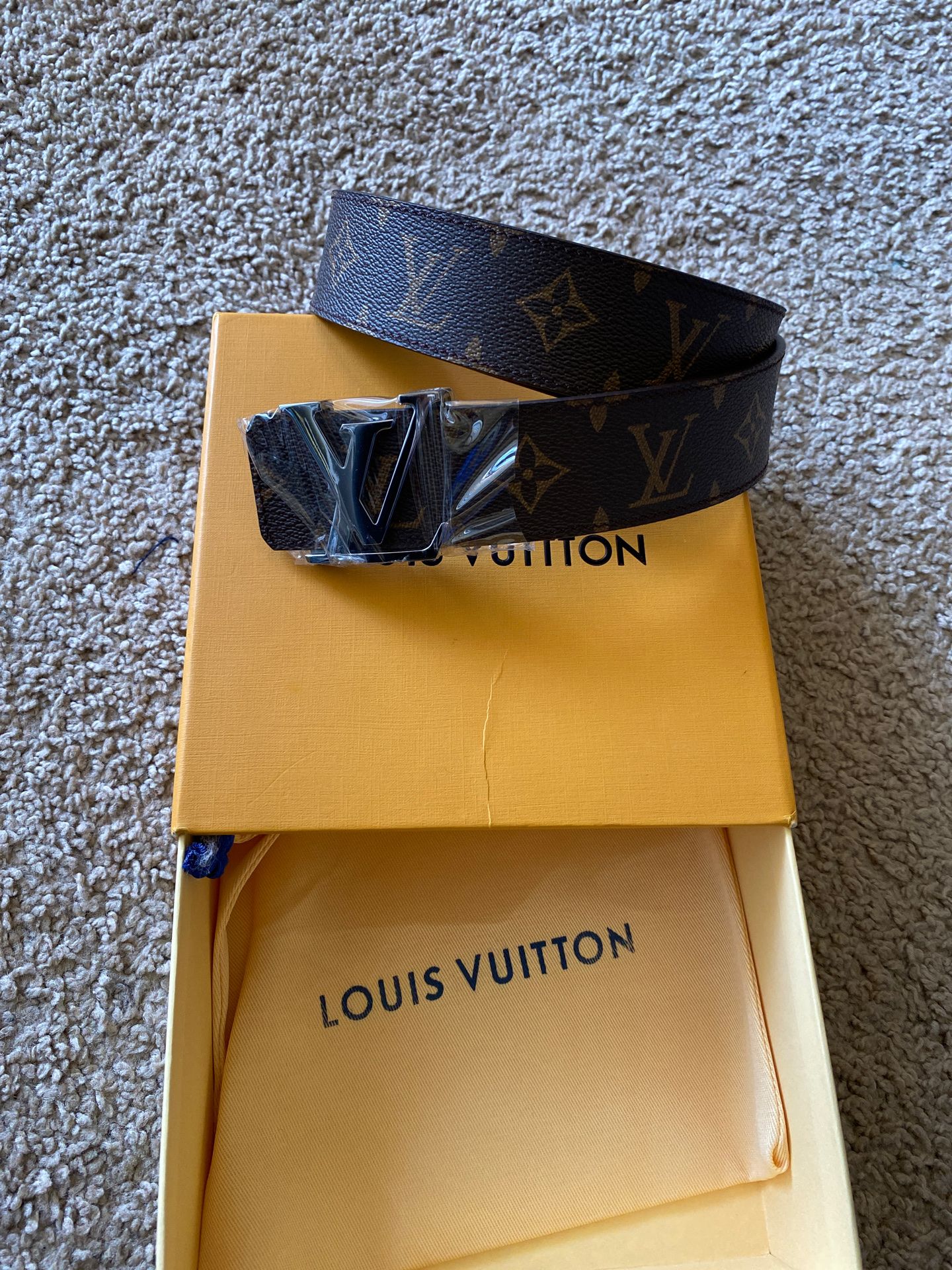 Louis Vuitton belt