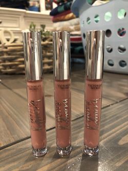 Brand new Victoria Secret Lip glosses 4 ea. peek a boo color