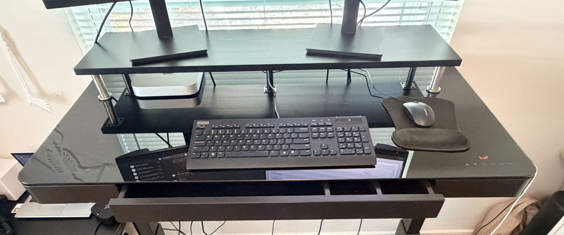 Tresanti Geller 47” Adjustable Height Desk