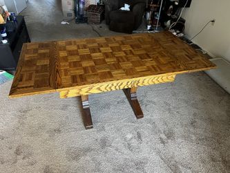 Amazing Table! Amazing Deal! (extendable)