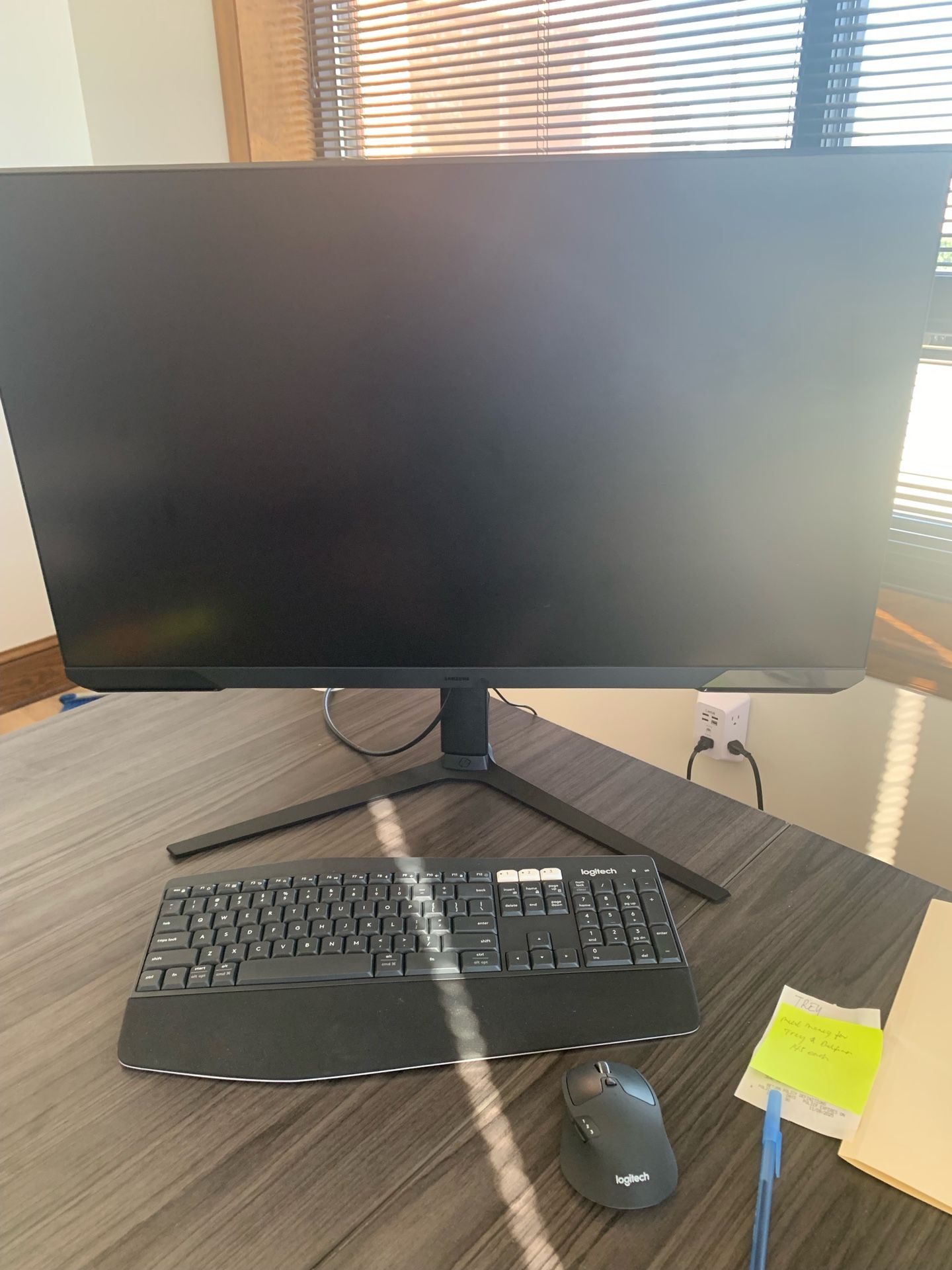 27" Monitor + Dell PC Bundle – Great Condition