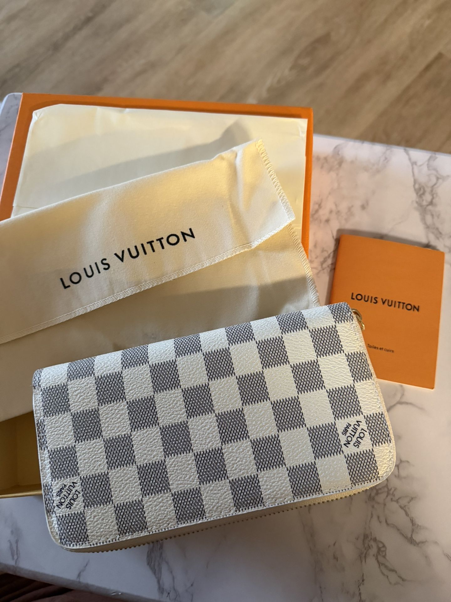 Louis Vuitton Wallet