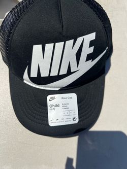 Kid Nike hat