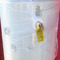 GE Water Heater 38 Gallons