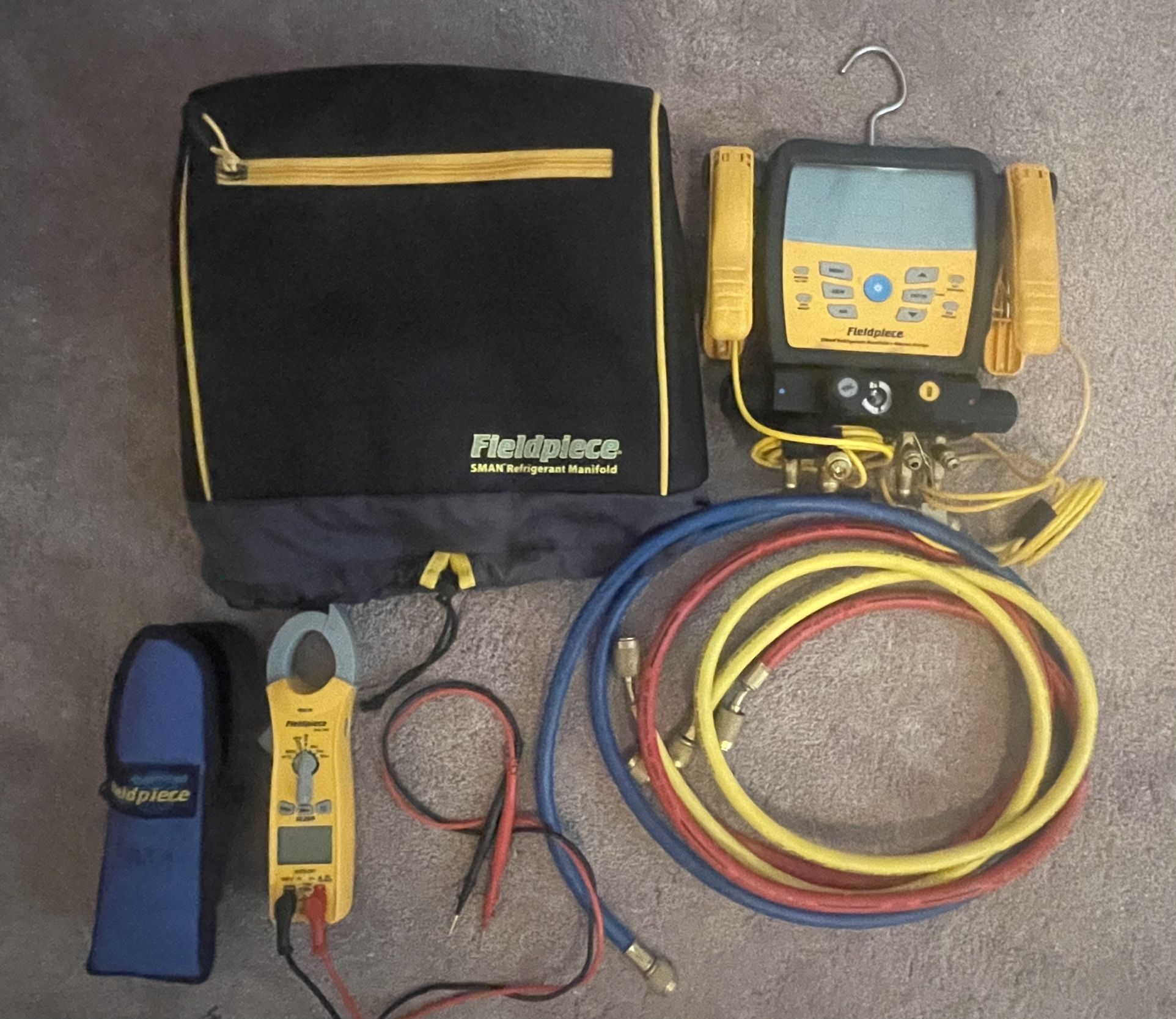 Fieldpiece SM480v Digital Manifold And Accessories