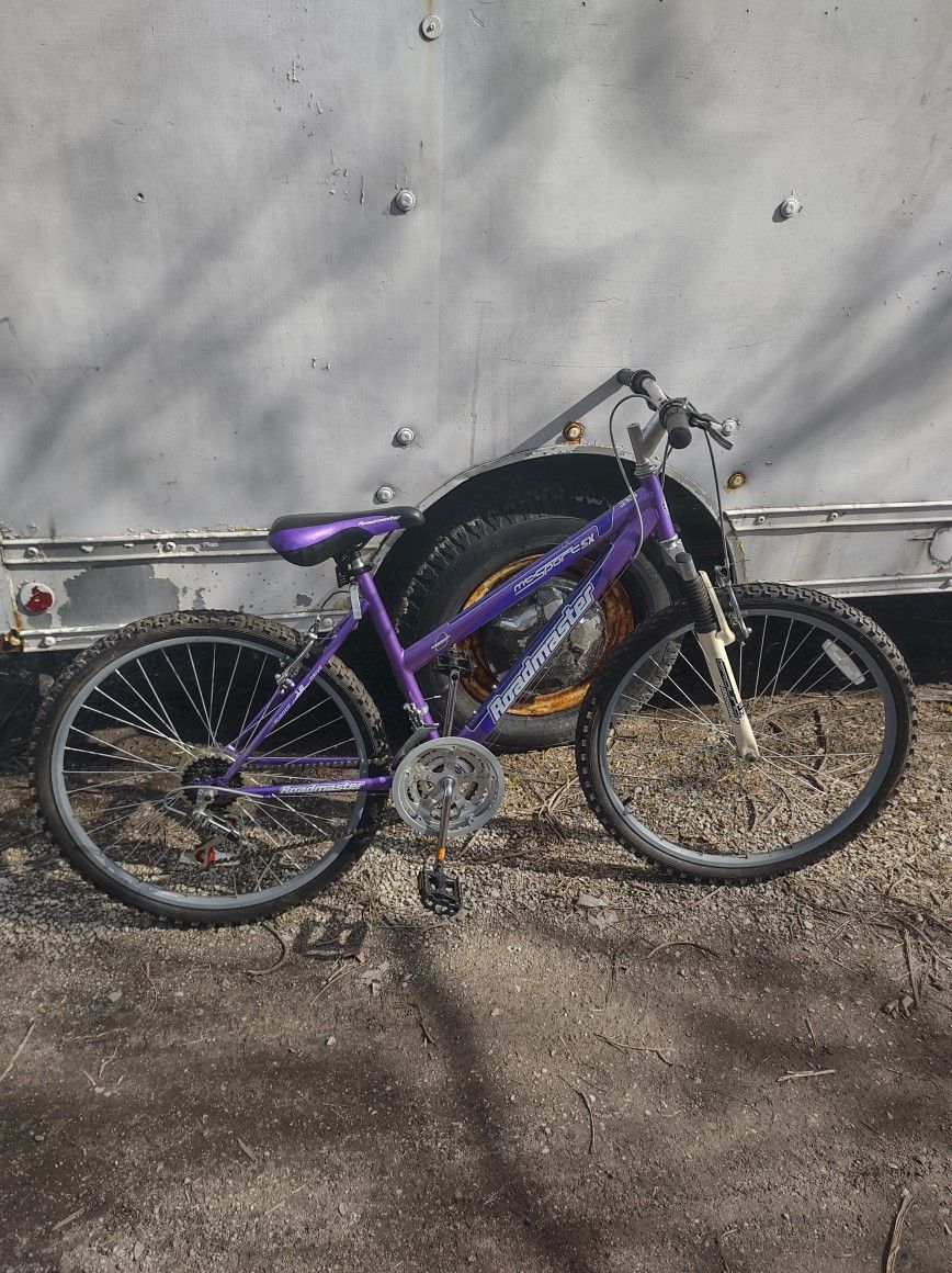 Purple Huffy Roadmaster MTN Sport SX Bike 26" Womens Mountain Bicycle Purple Huffy Roadmaster MTN Sport SX Bike 26" Womens mountain Bicycle