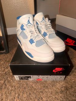 Jordan 4 Military Blue size 10