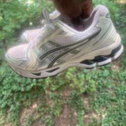ASICS Gel Size 8.5-9