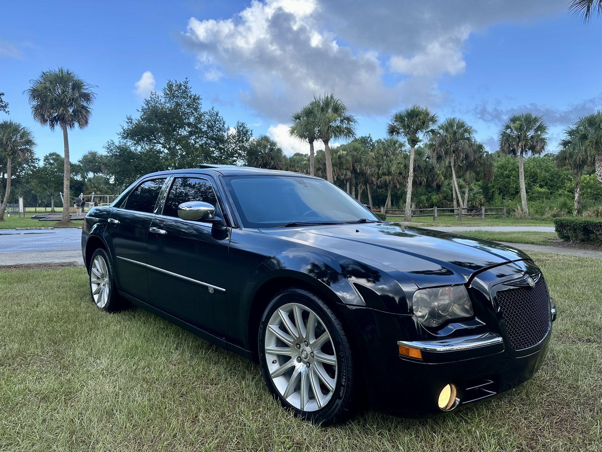 Stunning Chrysler 300c V8 2008 Images