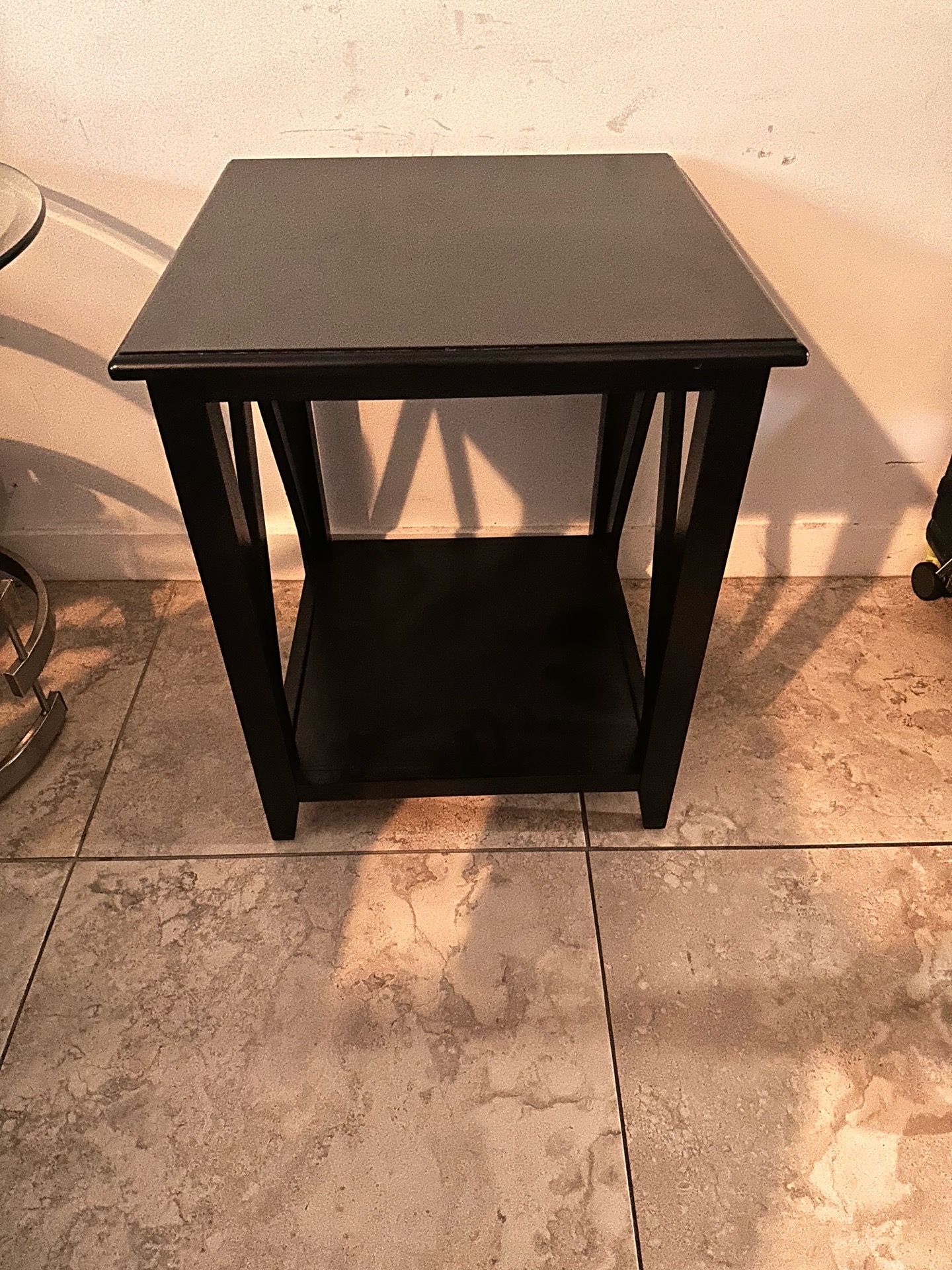 black side table