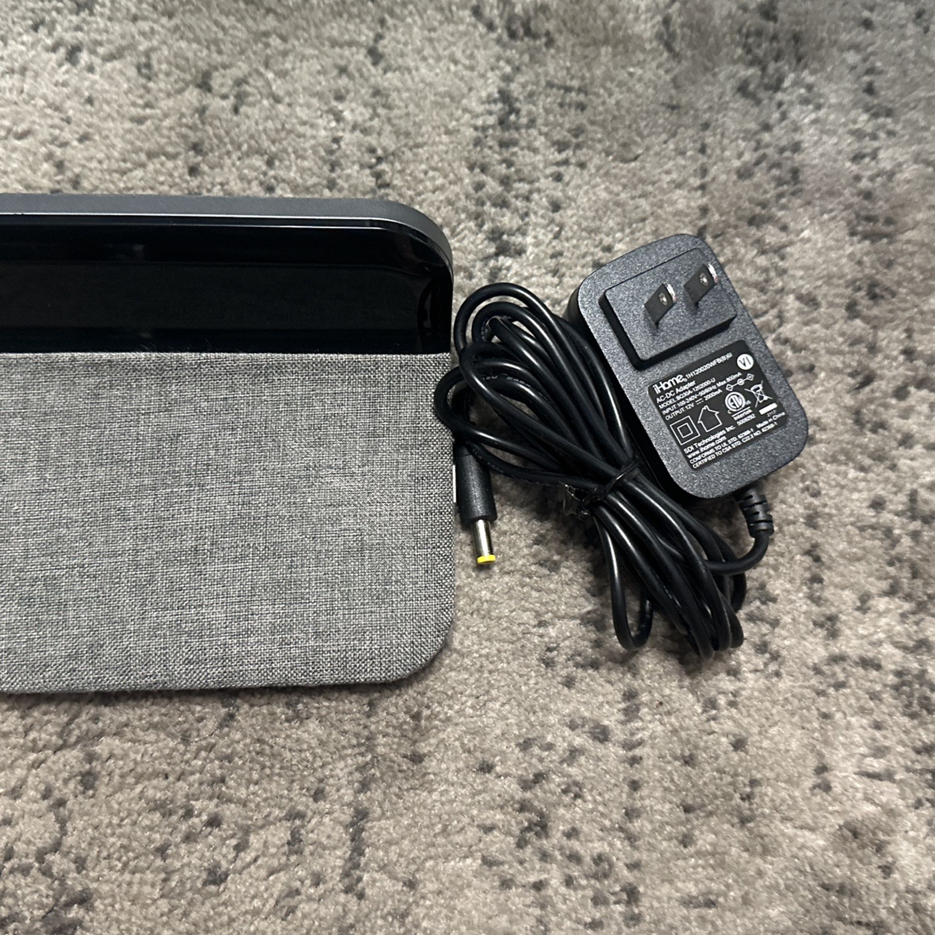 iHome PowerValet Pro Alarm Clock with USB & Fast Qi Wireless Charger iW19